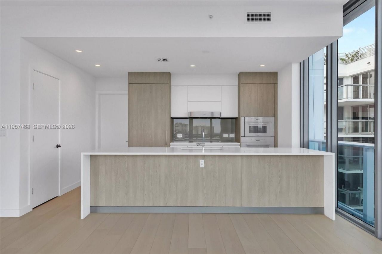 9201 E Bay Harbor , Unit LPH_711, Bay Harbor Islands, FL 33154 Photo