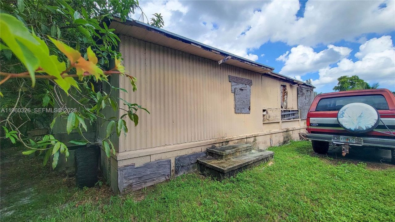 721 SW 134th Ter , Davie, FL 33325 Photo