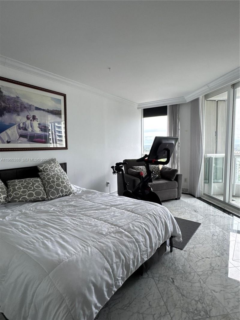 21055 Yacht Club Dr, Unit 2607, Aventura, FL 33180 Photo