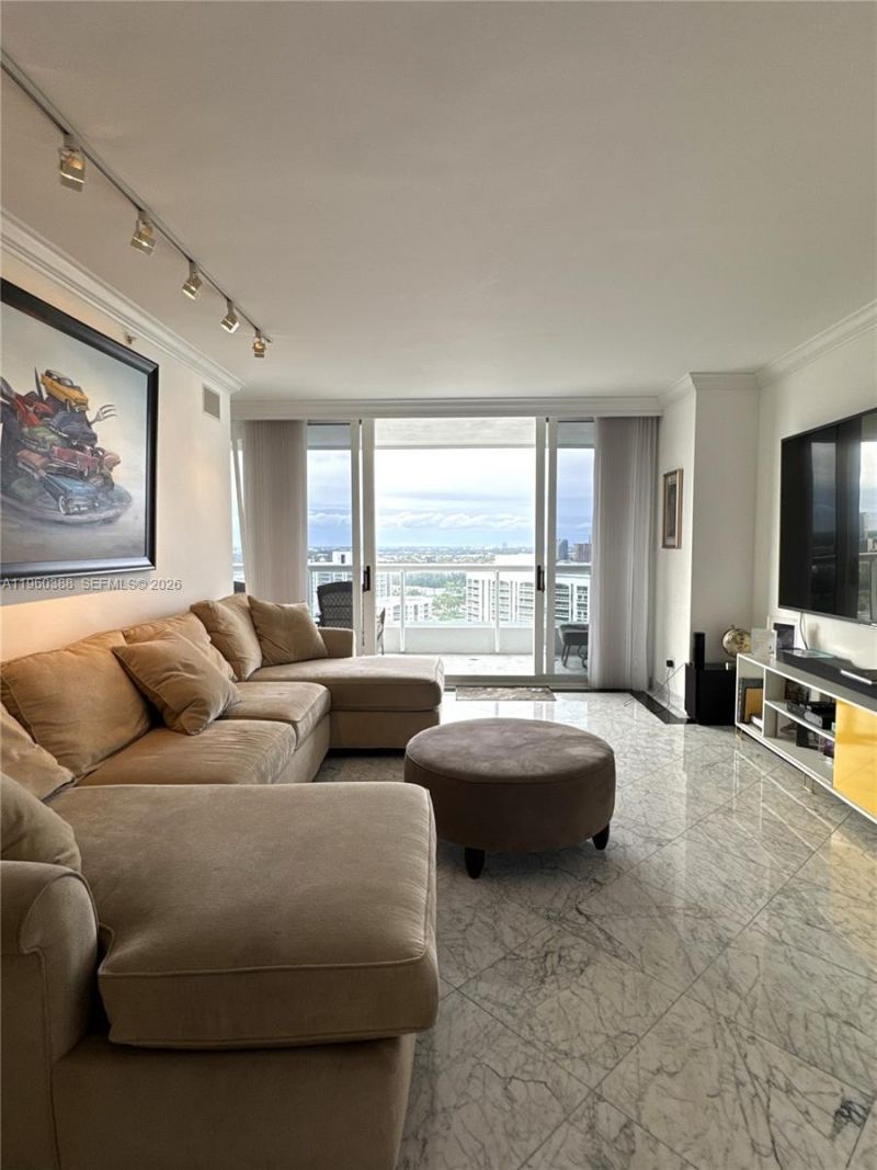 21055 Yacht Club Dr, Unit 2607, Aventura, FL 33180 Photo