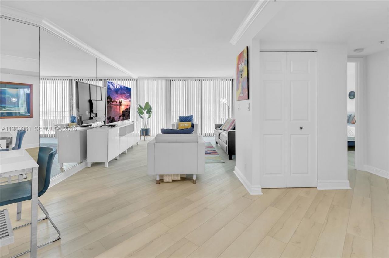 3000 N Ocean Dr, Unit 3B, Singer Island, FL 33404 Photo