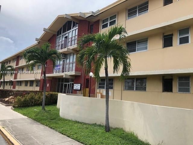 3881 W Flagler St, Unit 208, Miami, FL 33134 Photo