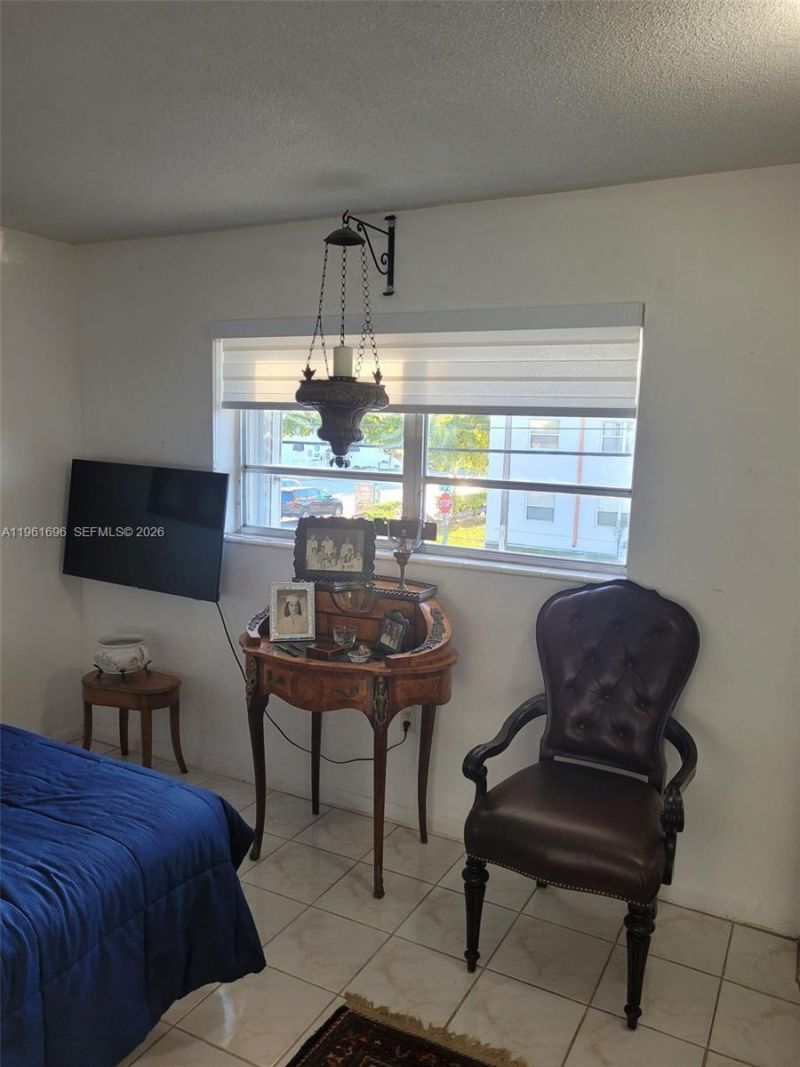 3881 W Flagler St, Unit 208, Miami, FL 33134 Photo