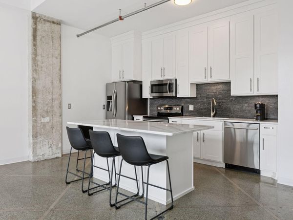 350 Saint Peter Street, Unit 908, Saint Paul, MN 55102