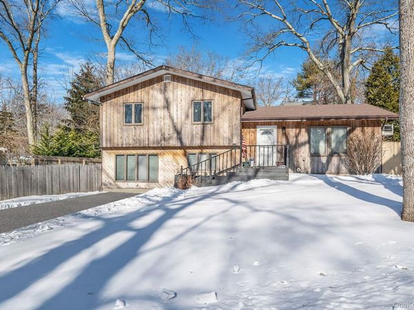 74 Hempstead Drive, Sound Beach, NY 11789