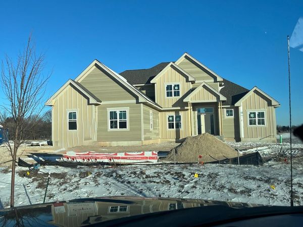 9951 N Cygnet COURT, Mequon, WI 53097