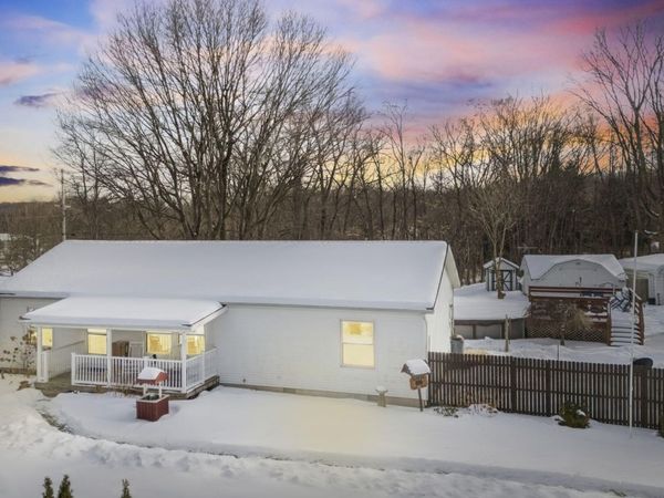 2962 E 850 N, La Porte, IN 46350