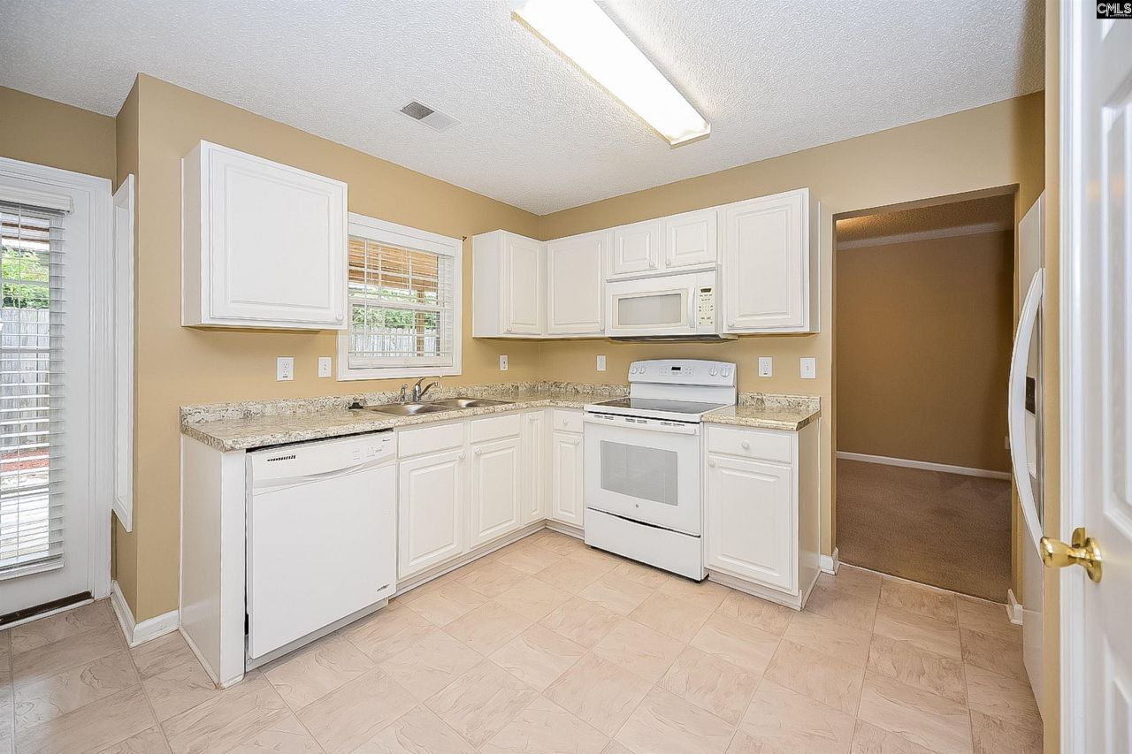 525 Timbermill Drive  Photo 9