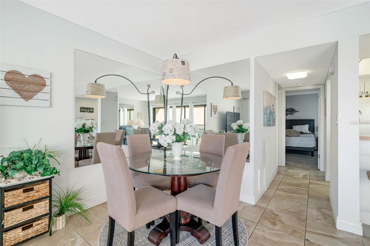 1400 Cove II Place, Unit 631, Sarasota, FL 34242 Photo