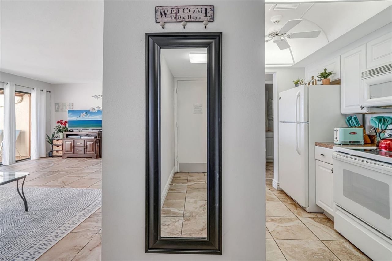 1400 Cove II Place, Unit 631, Sarasota, FL 34242 Photo