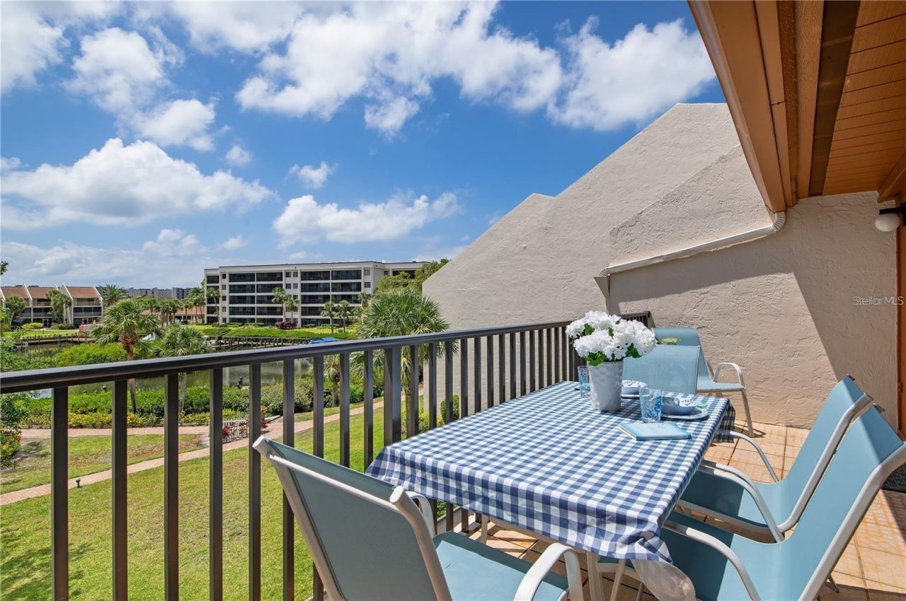 1400 Cove II Place, Unit 631, Sarasota, FL 34242 Photo