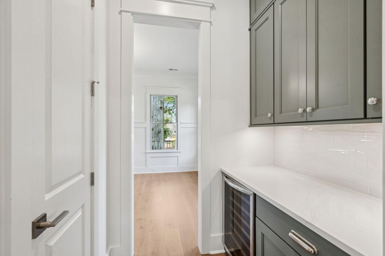 3887 Moss Pointe Court Photo 16