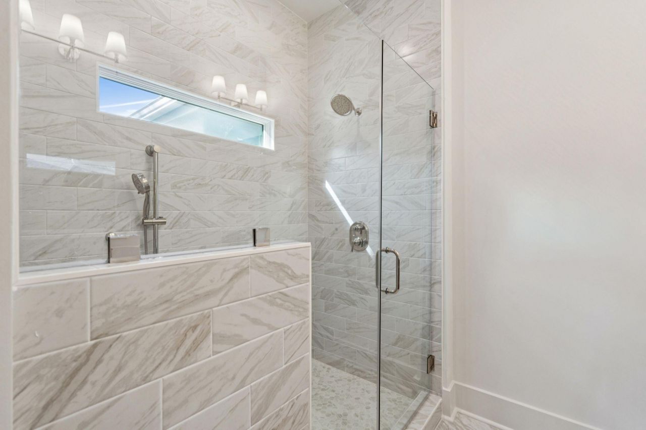 3887 Moss Pointe Court Photo 45