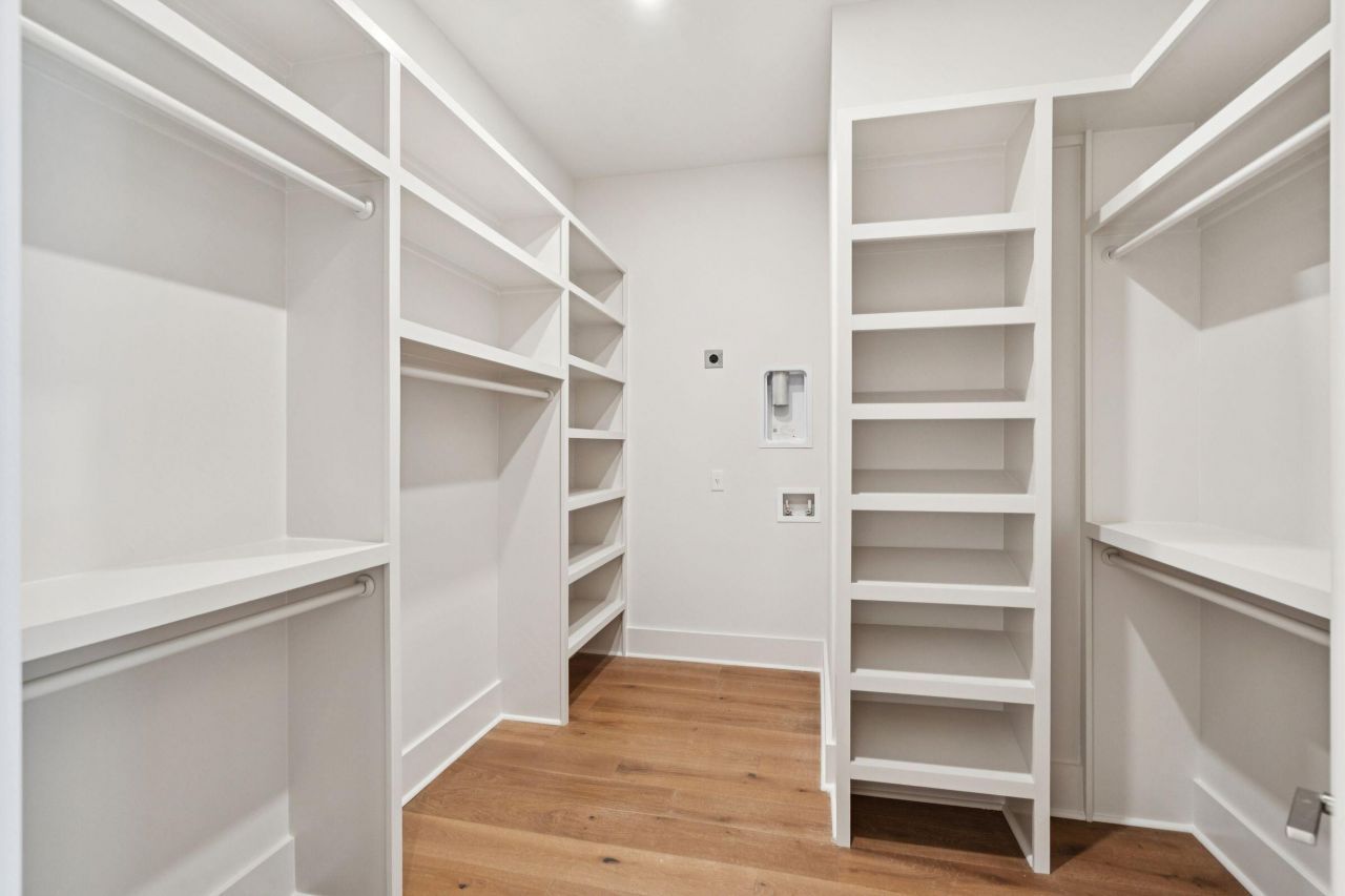 3887 Moss Pointe Court Photo 47