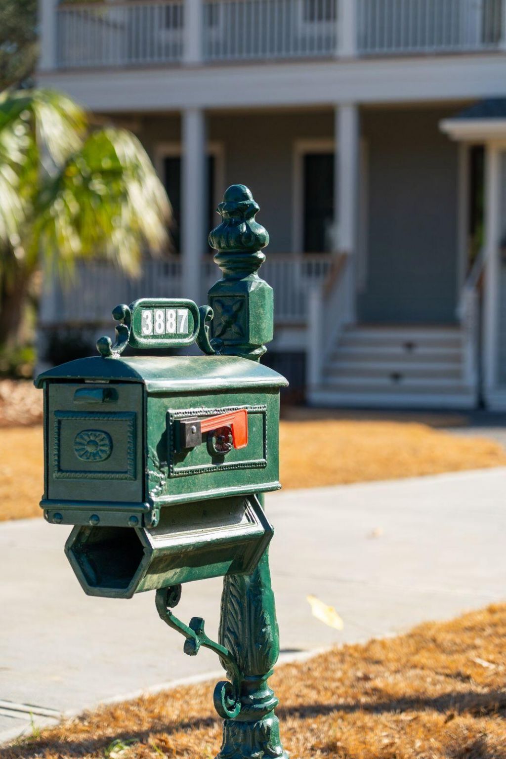 3887 Moss Pointe Court Photo 5