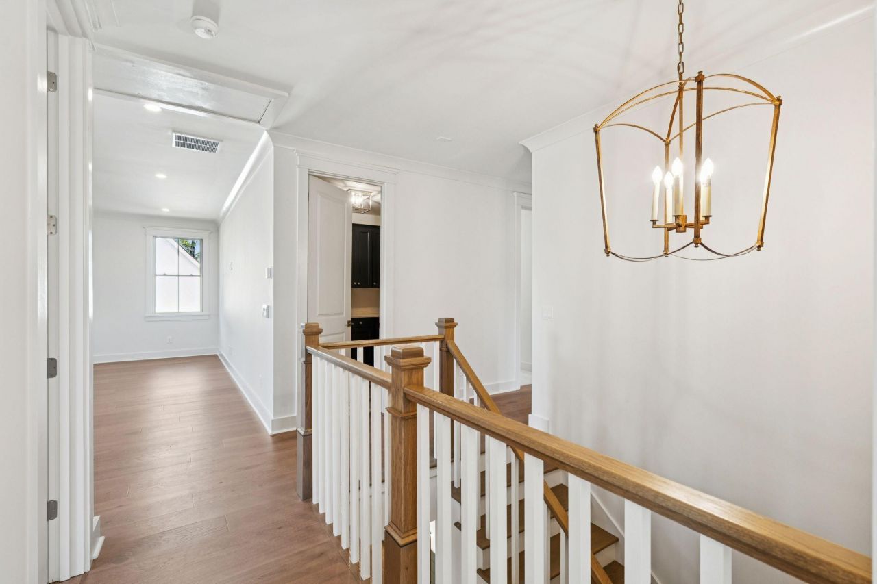 3887 Moss Pointe Court Photo 50