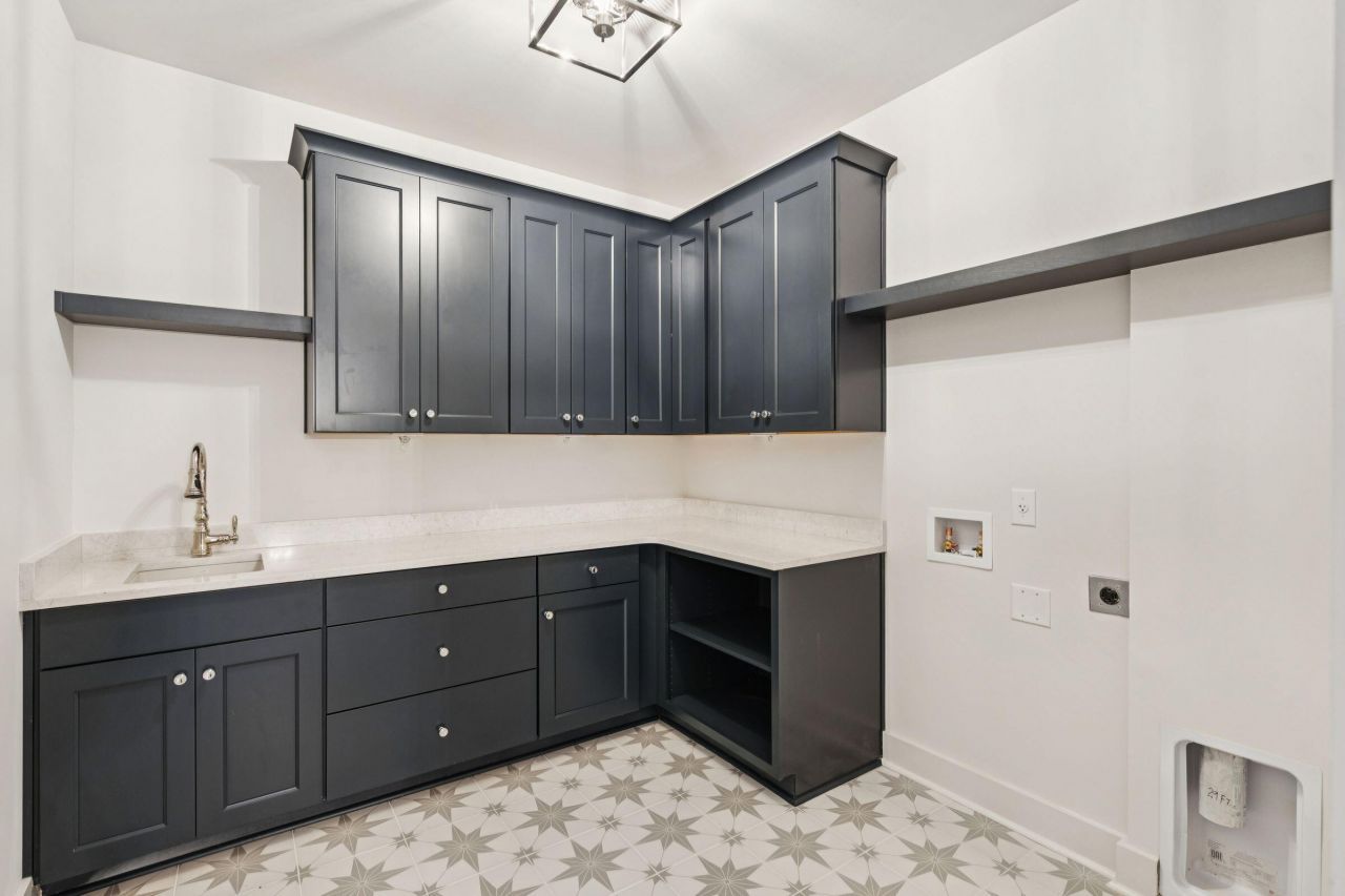 3887 Moss Pointe Court Photo 63