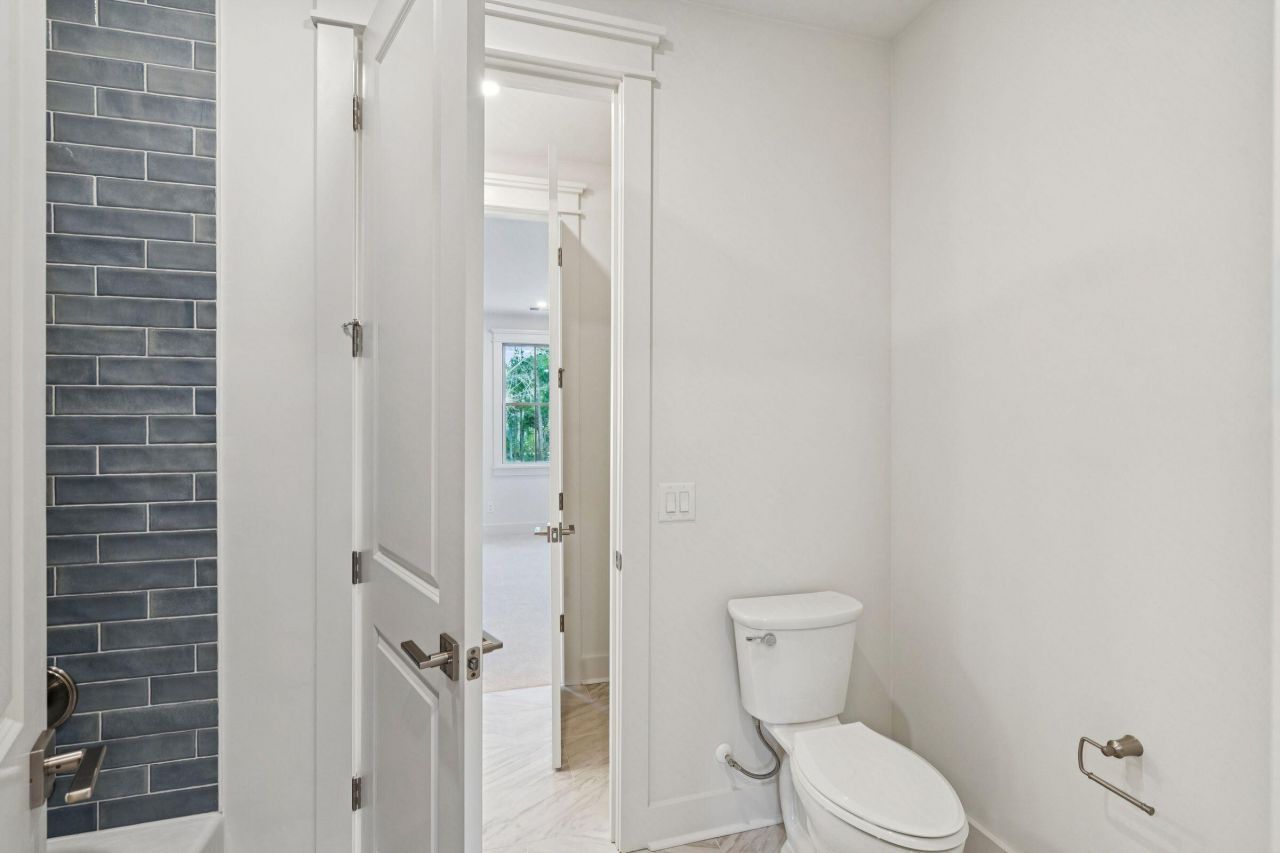 3887 Moss Pointe Court Photo 69