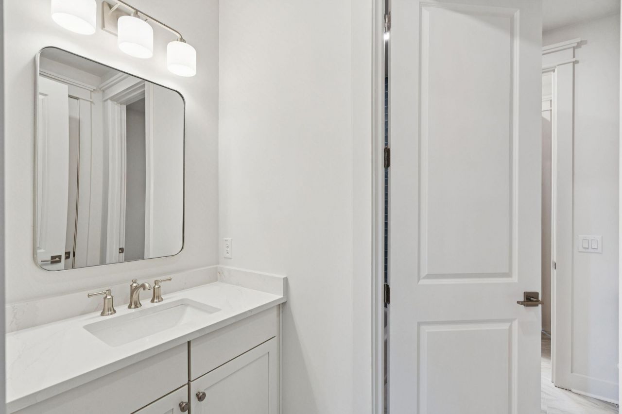 3887 Moss Pointe Court Photo 70