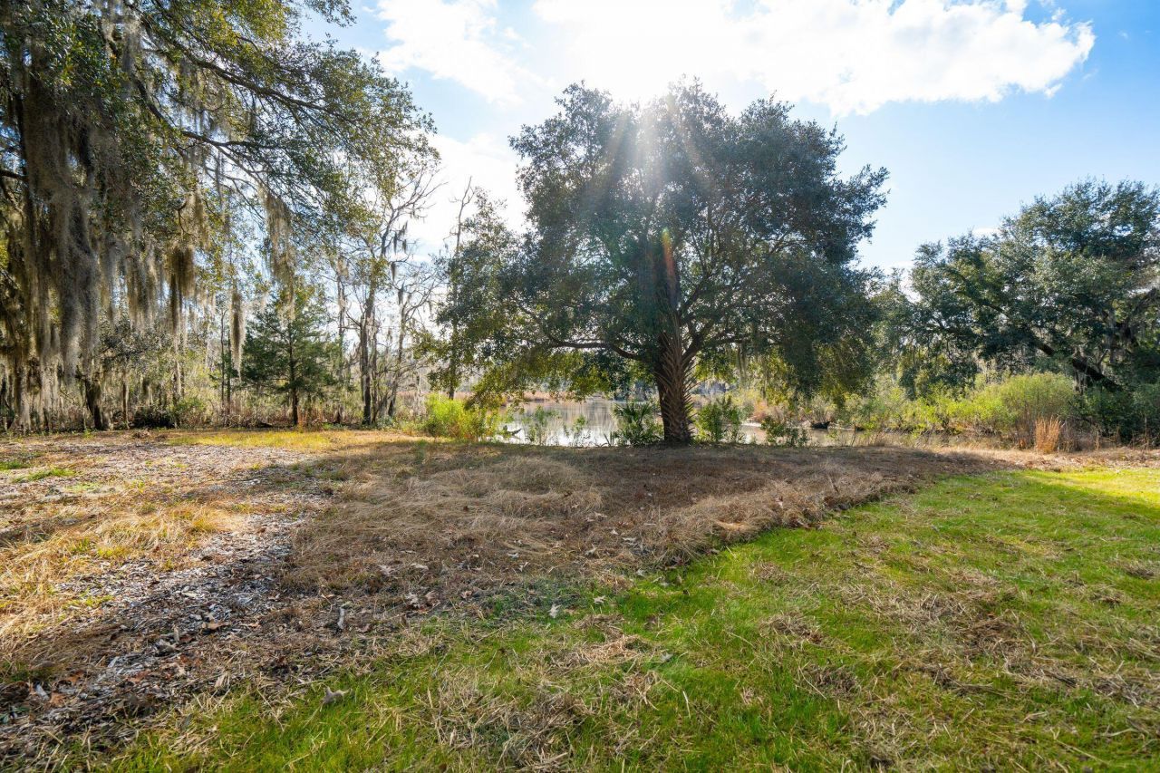 3887 Moss Pointe Court Photo 79