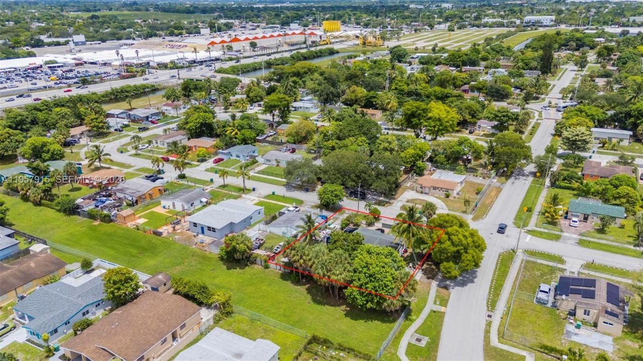 901 NW 34th Ter, Lauderhill, FL 33311 Photo