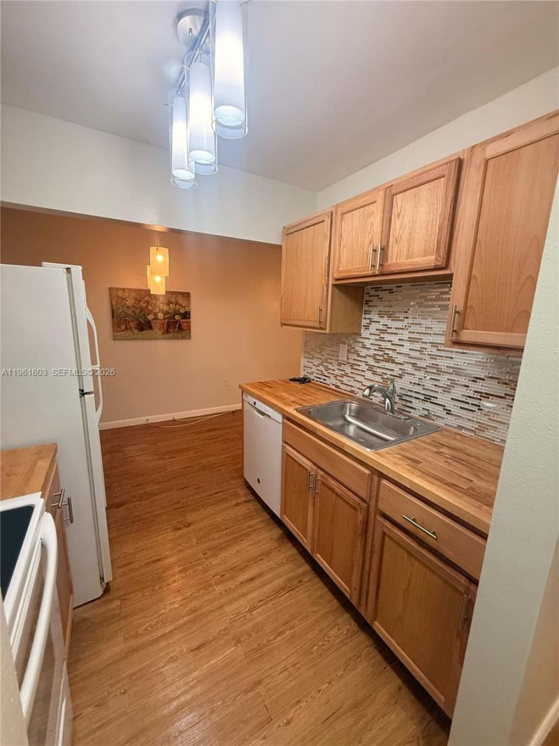 5180 E Sabal Palm Blvd , Unit 133, Tamarac, FL 33319 Photo