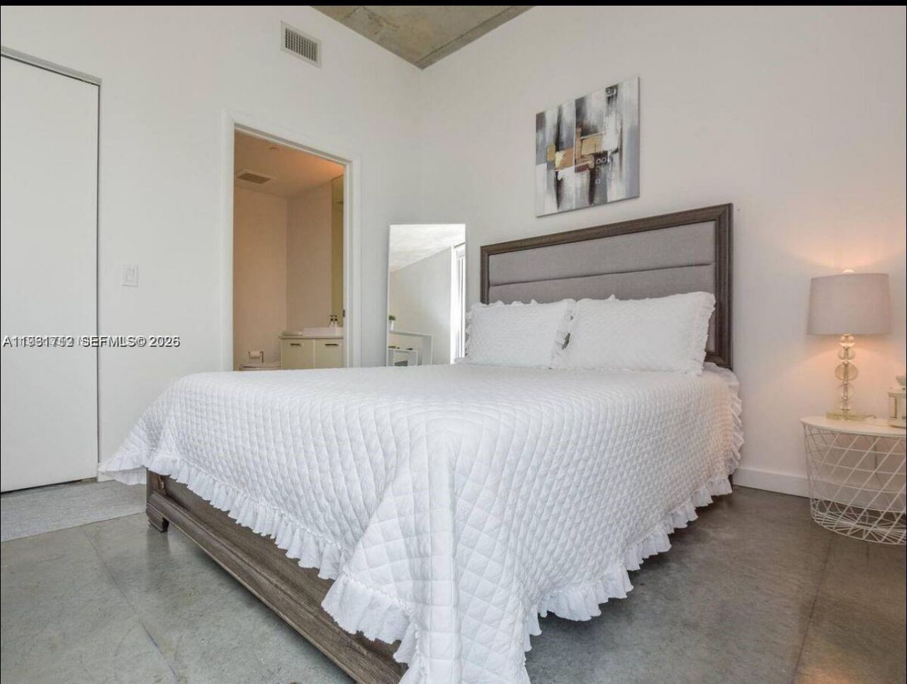 151 SE 1st St, Unit 2104, Miami, FL 33131 Photo