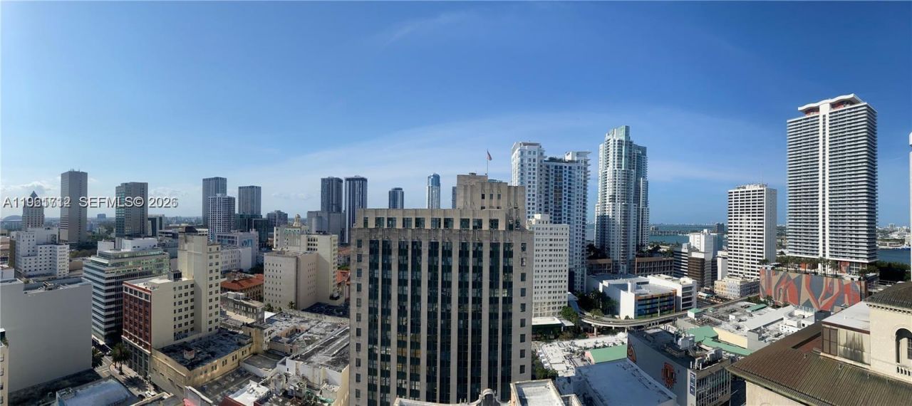 151 SE 1st St, Unit 2104, Miami, FL 33131 Photo