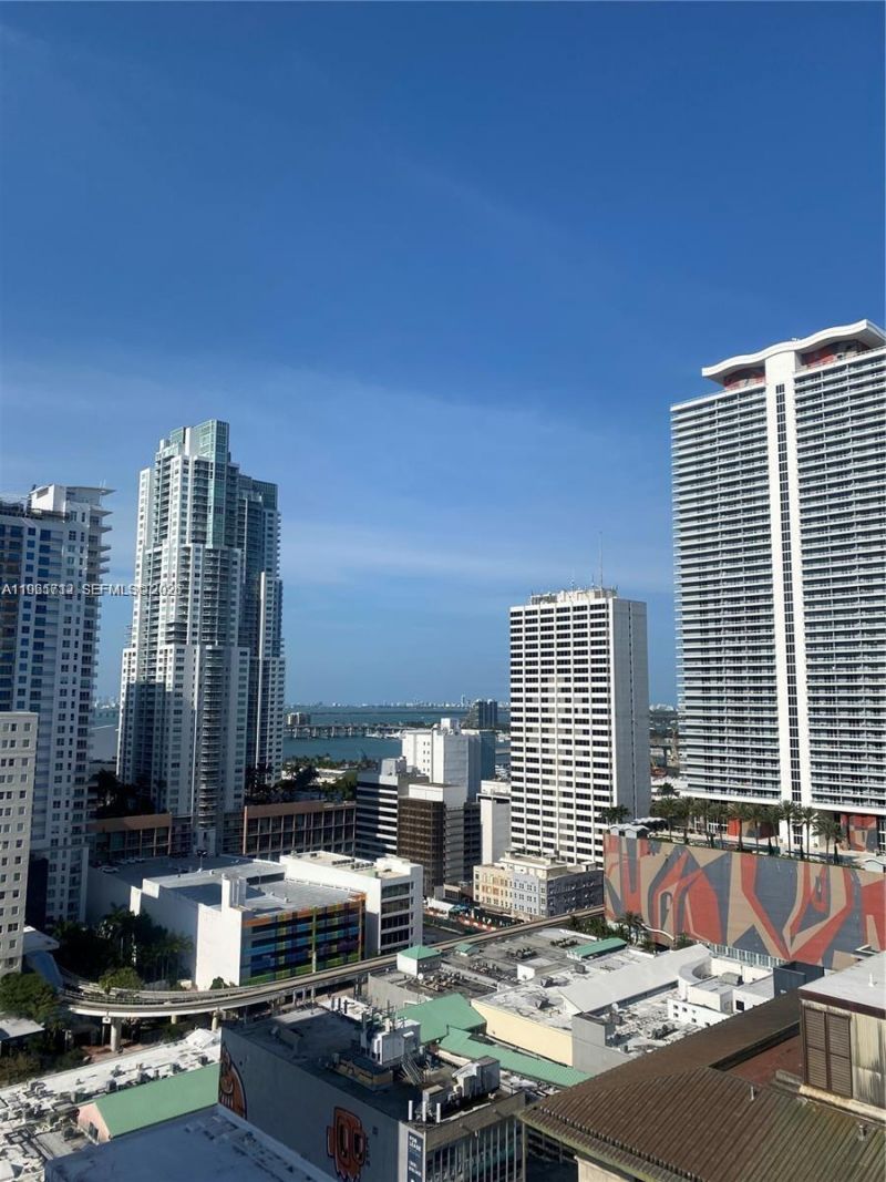 151 SE 1st St, Unit 2104, Miami, FL 33131 Photo