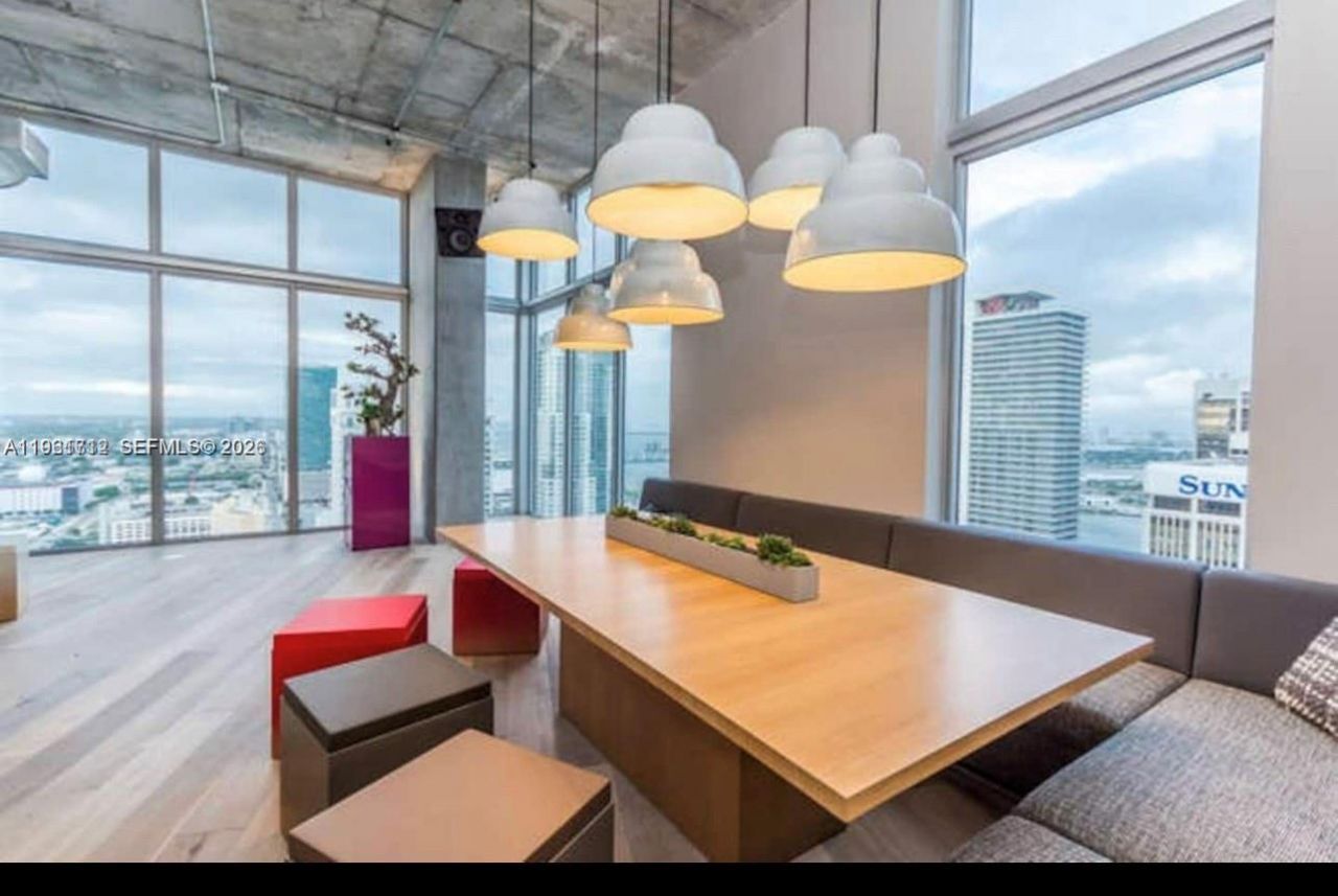 151 SE 1st St, Unit 2104, Miami, FL 33131 Photo