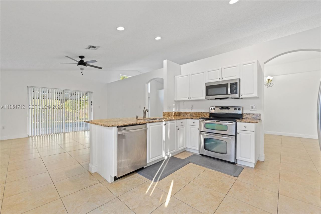 17491 SW 33rd St, Miramar, FL 33029 Photo