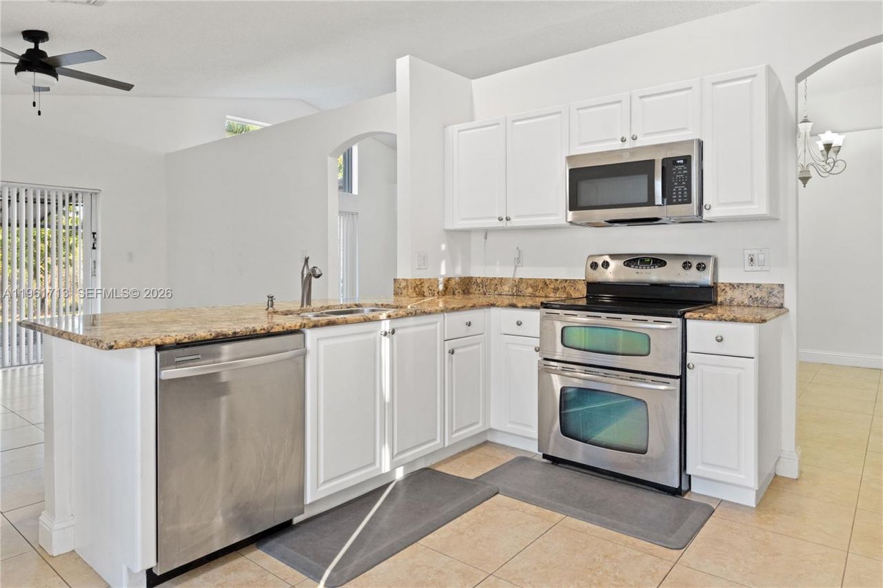 17491 SW 33rd St, Miramar, FL 33029 Photo