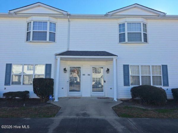 3995 Sterling Pointe Drive, Unit Kkk5, Winterville, NC 28590