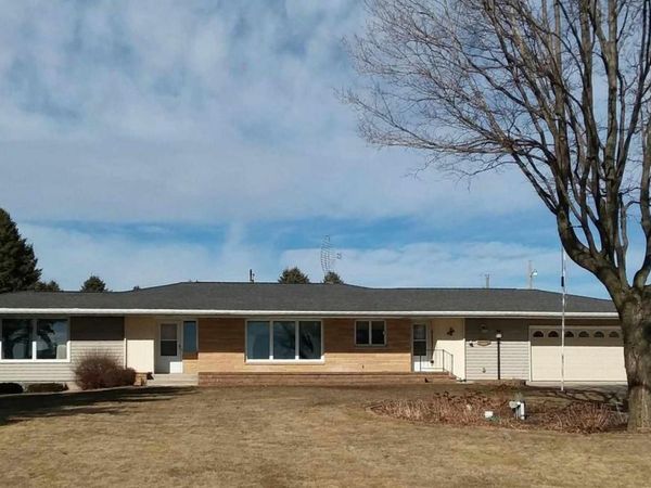 40494 US Hwy 14, Springfield, MN 56087