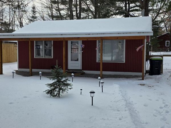 9082 Michigan Avenue, St. Helen, MI 48656