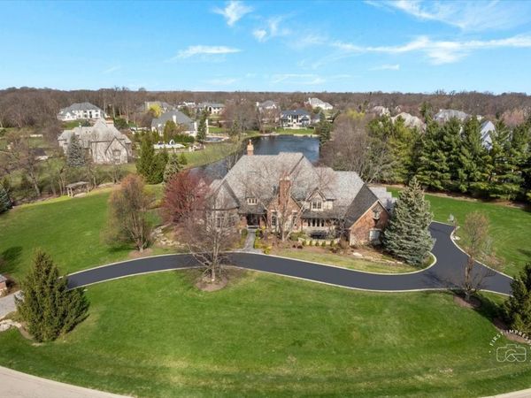 36W442 Hunters Gate Road, St. Charles, IL 60175