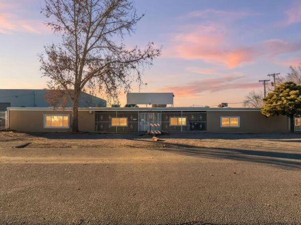 3821 Commercial Street NE, Albuquerque, NM 87107