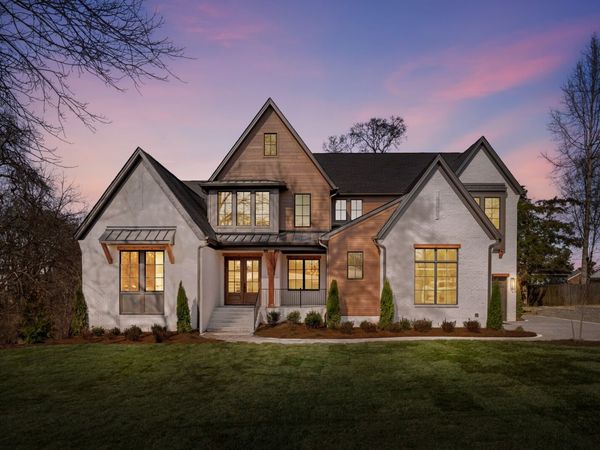 6804 Fleetwood Dr , Nashville, TN 37205