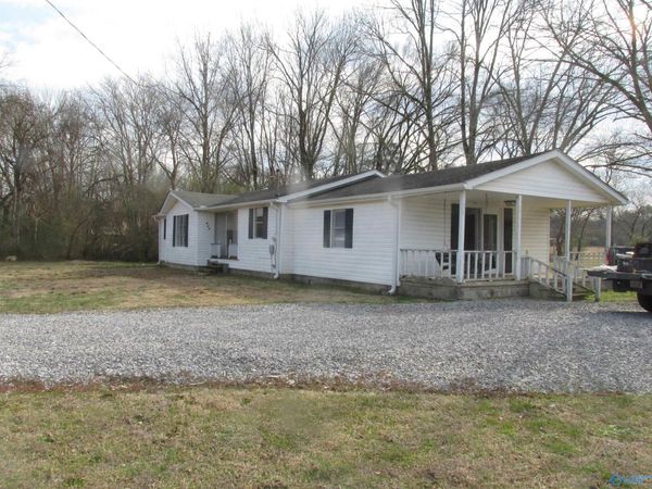 1452 Cave Spring Road, Owens Cross Roads, AL 35763