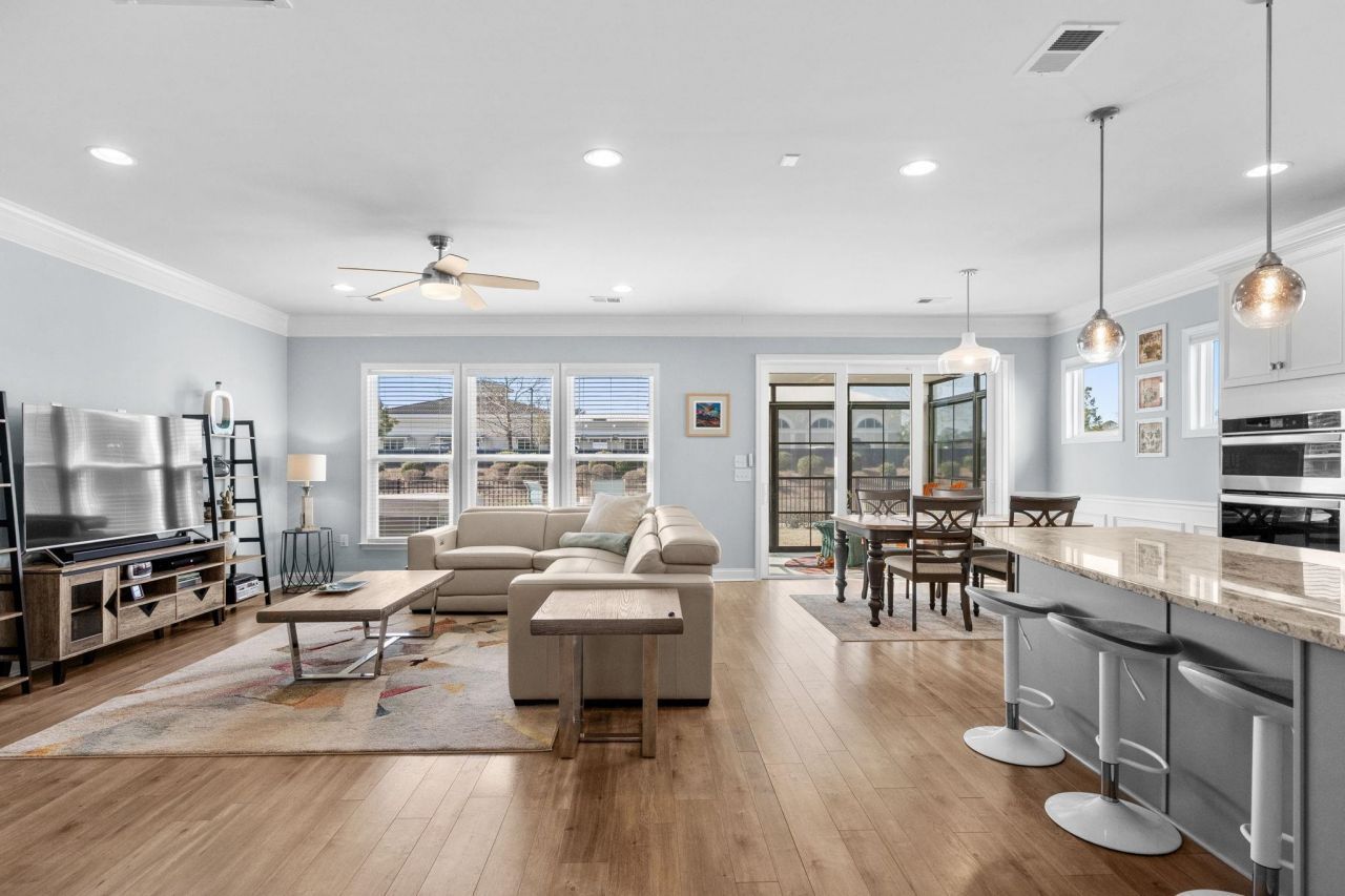 5845 Ledro Ln. Photo 11