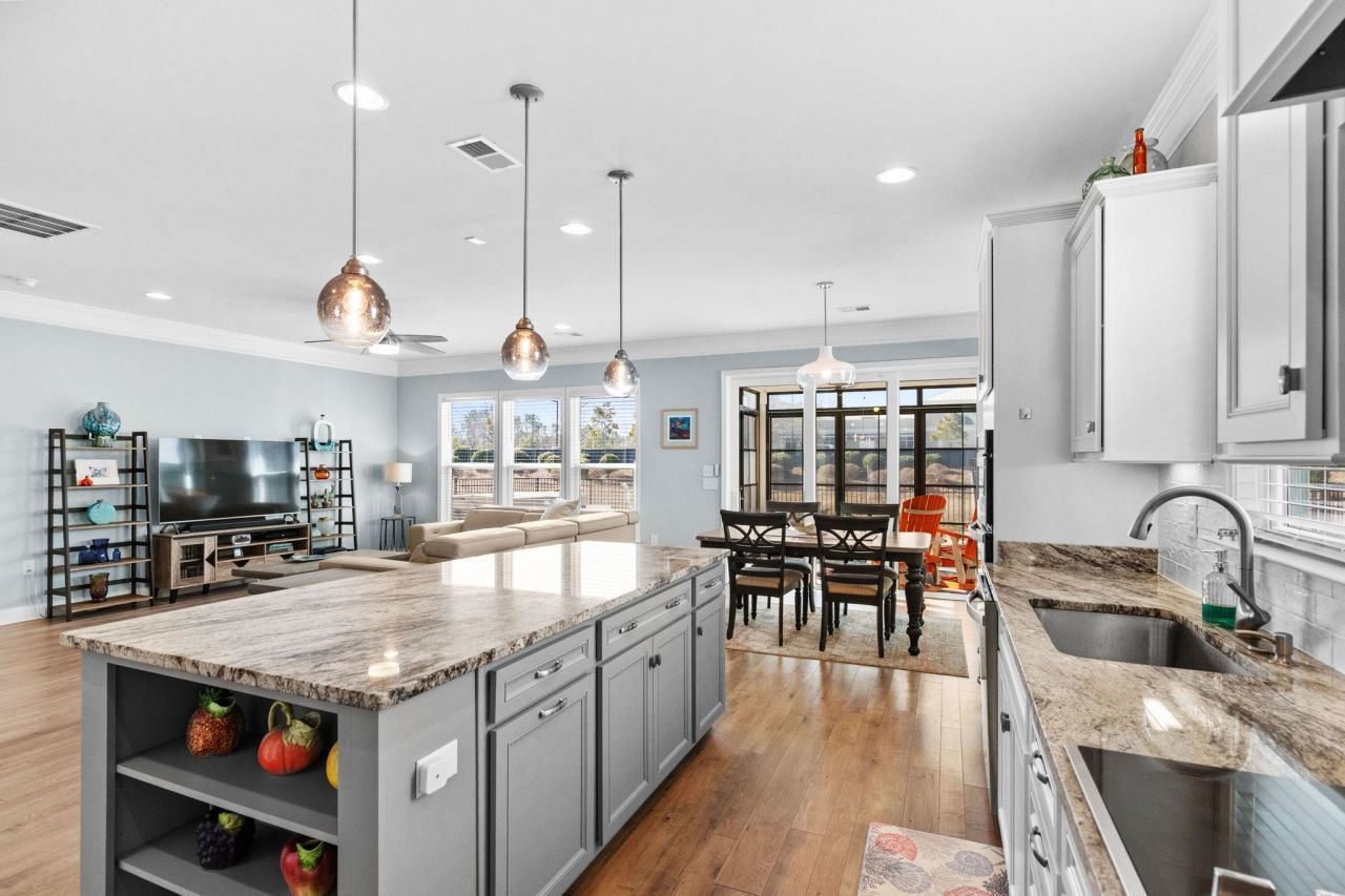 5845 Ledro Ln. Photo 22