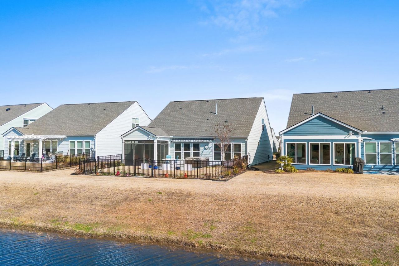 5845 Ledro Ln. Photo 6