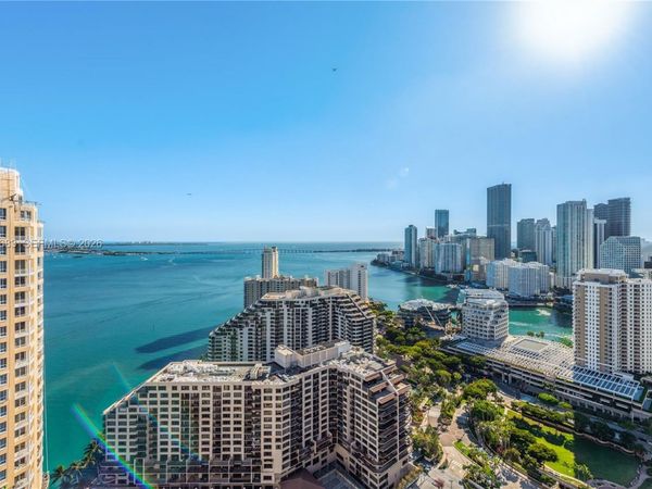 520 Brickell Key Dr, Unit A1010, Miami, FL 33131
