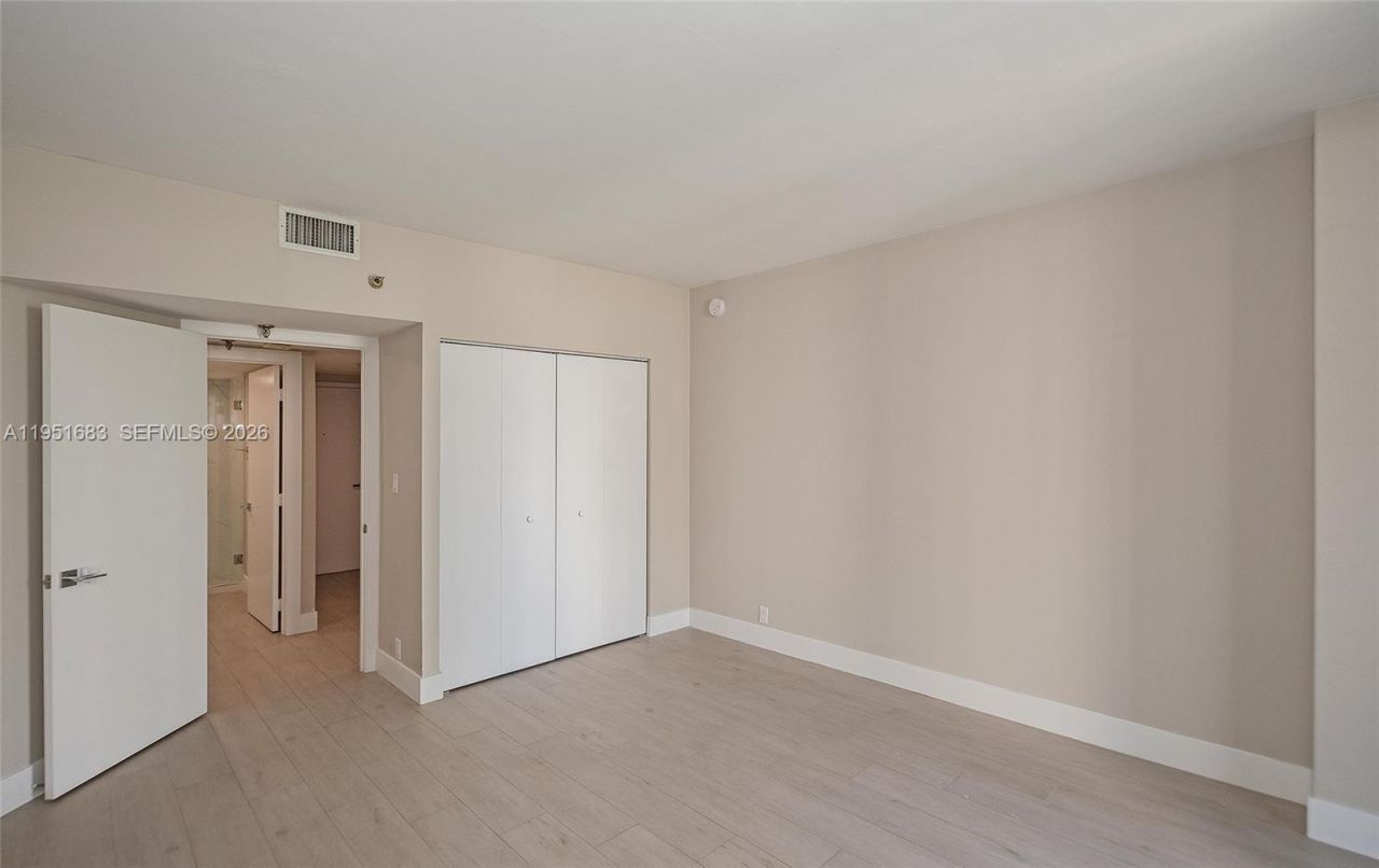 520 Brickell Key Dr, Unit A1010, Miami, FL 33131 Photo