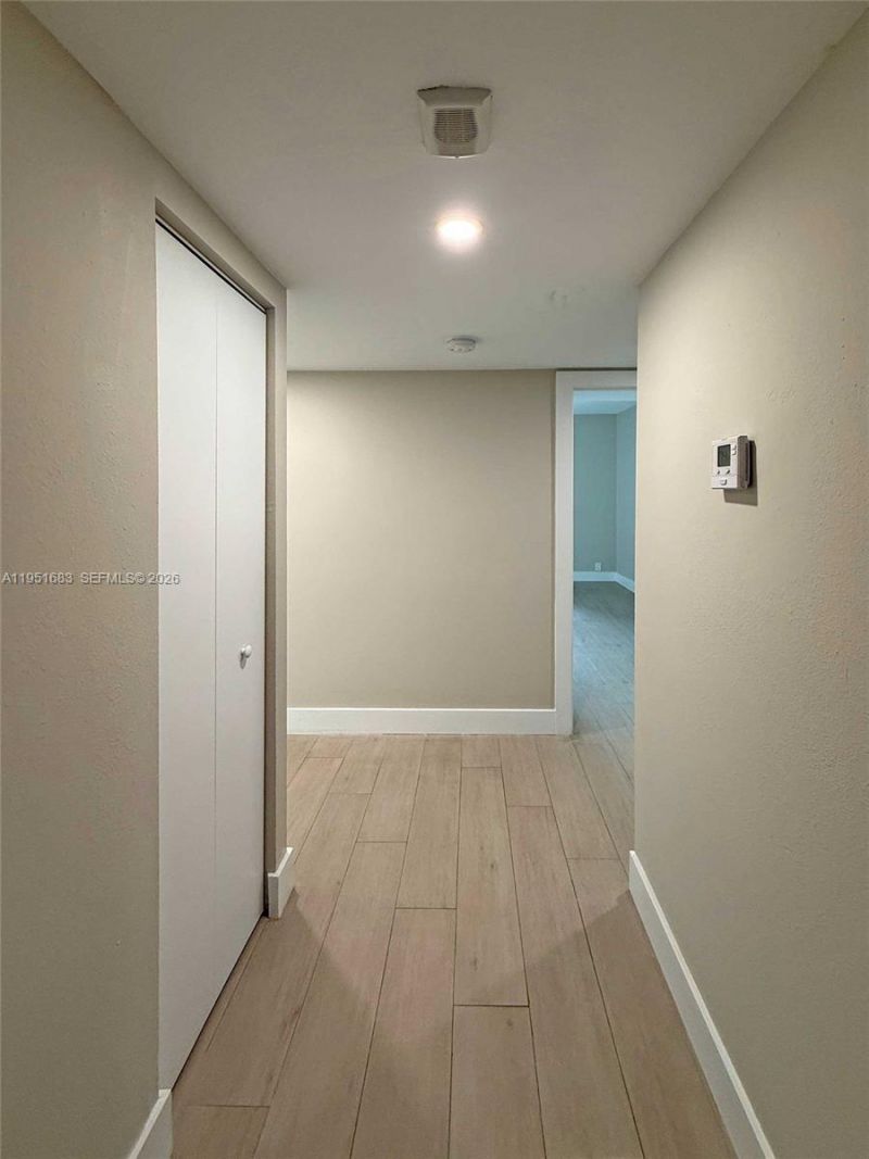 520 Brickell Key Dr, Unit A1010, Miami, FL 33131 Photo