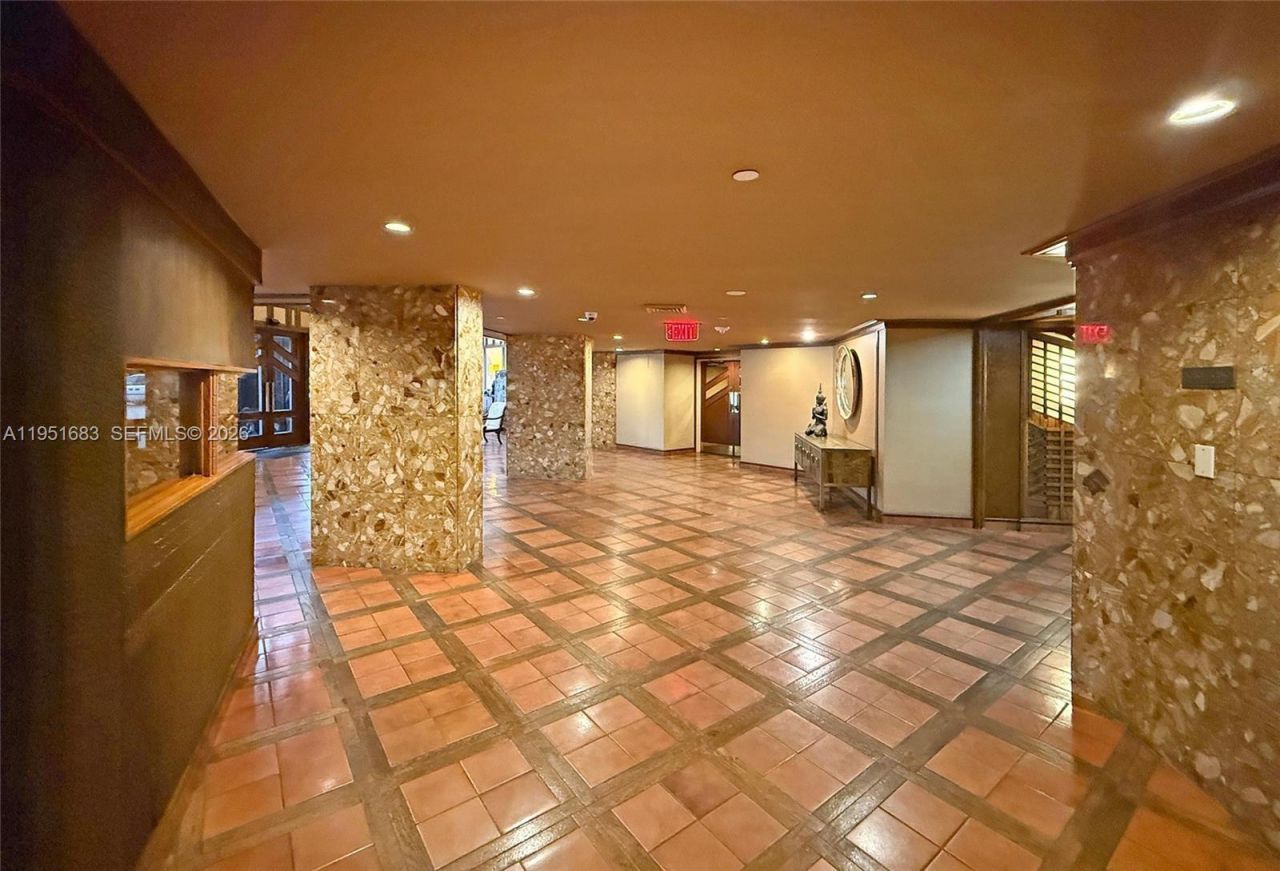 520 Brickell Key Dr, Unit A1010, Miami, FL 33131 Photo