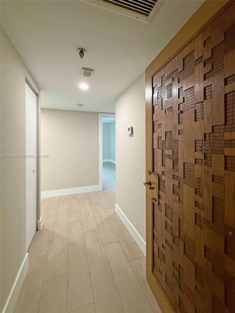 520 Brickell Key Dr, Unit A1010, Miami, FL 33131 Photo