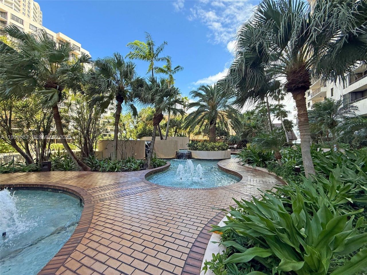 520 Brickell Key Dr, Unit A1010, Miami, FL 33131 Photo