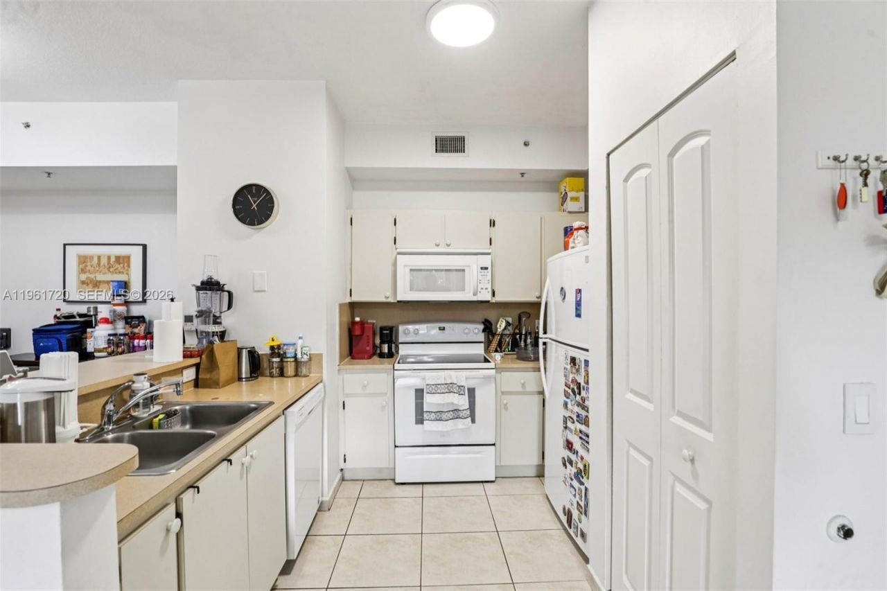 7200 NW 114th Ave, Unit 106, Doral, FL 33178 Photo