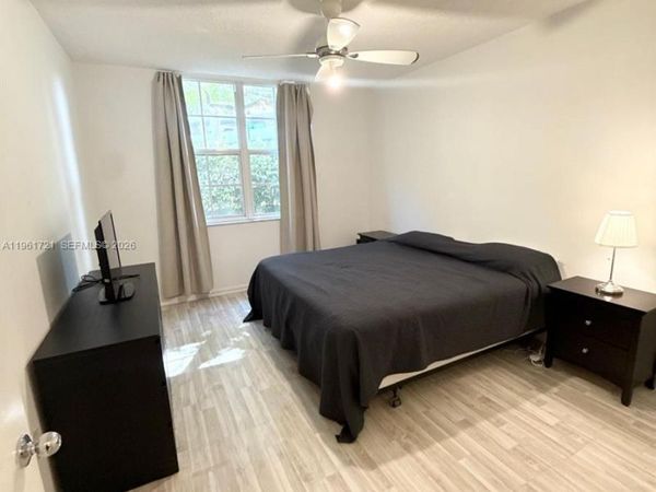 19501 E Country Club Dr, Unit 9104, Aventura, FL 33180